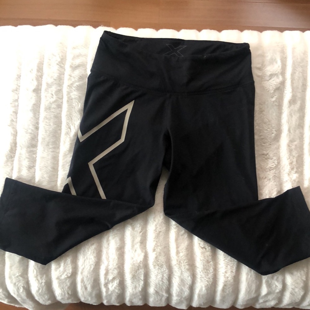 BOX 📦 LISTING! 2XU Tights with Silver Detail 🎉SEE BOX LISTING!